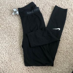 Black Nike pro pants